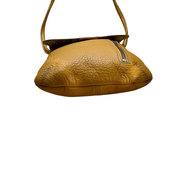 Tignanello Women’s Yellow Leather With Front Zip Pocket Crossbody Bag - Picture 5 of 13